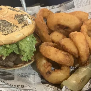 Hamburger with Fries