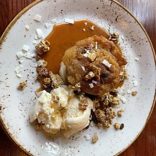 Bread Pudding w/ vanilla ice cream