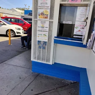 Where you order -cash only