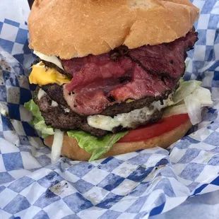 Pastrami Big Boy Hamburger