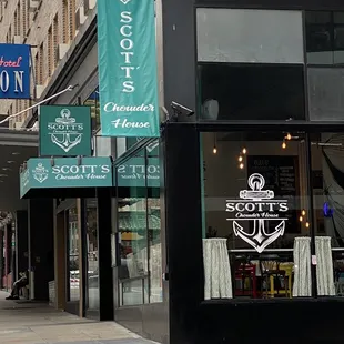 the entrance to scott's chowder house