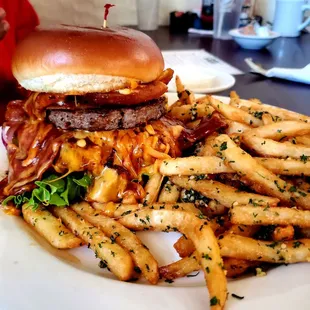 WOW!!!!!   Amazingly huge burgers with great music vibe and service.  Simple with a hint of fantastic.  Thanks Scotts Diner......