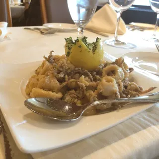 Scott's Calamari Appetizer