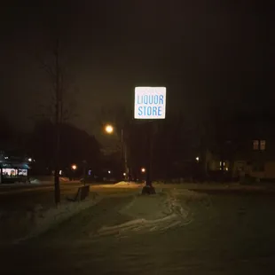 a sign for liquor store