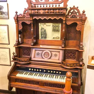 Chaplain Scott's personal organ
