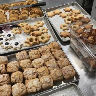 Hey all you sweet tooth friends!!