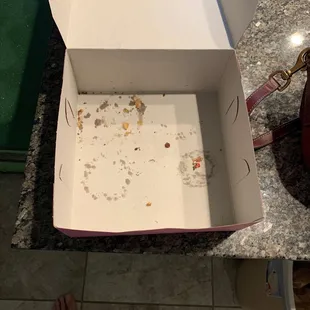 We would have taken pics of the donuts, but we ate them all. So here's the box.