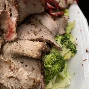 All my veggies is under my meat. I requested for it.