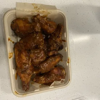 6 BBQ Chicken Wings