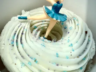 The Flying Cupcake