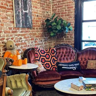 Scr3am &amp; Sugar Coffee Co.