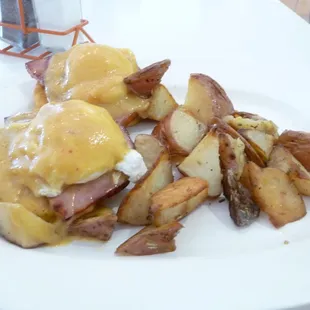 Santa Fe Eggs Benedict