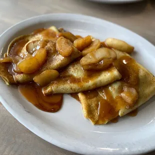 Cinnamon Apple Crepes