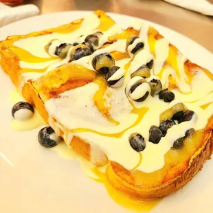 Blueberry Lemon French Toast   Instagram: @bfindsfood