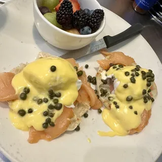 Smoked Salmon Benedict