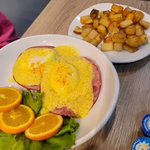 Eggs Benedict