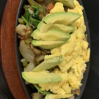 Veggie Skillet w Avocado