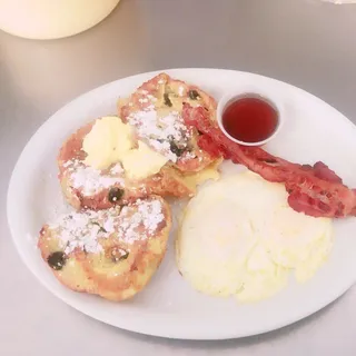 Blueberry Muffin French Toast Plate