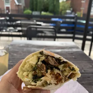 Streak 'n egg burrito