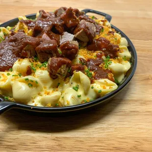 Smoked Cheddar Mac N Cheese