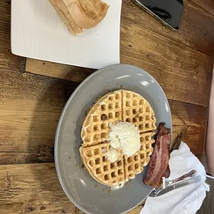 Cinnamon waffle. The butter is addictive. Great taste.