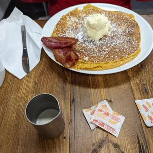 Pumpkin pancake with flavored cream cheese topping &amp; pork belly bacon
