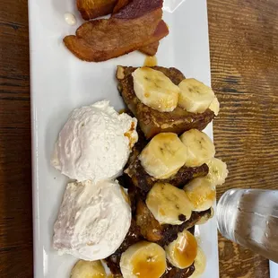 Banana &amp; Bourbon Caramel Pudding French Toast