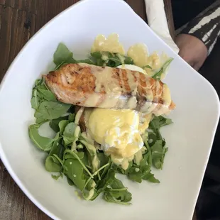 Salmon Benedict
