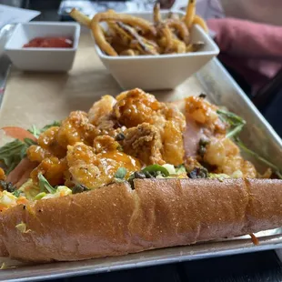 Shrimp Po&apos;boy Sandwich