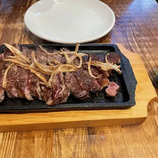 STEAK BITES
