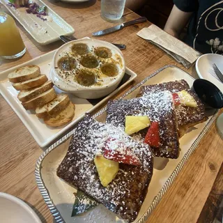 DESSERT FRENCH TOAST