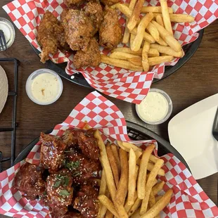 lemon pepper &amp; Korean hot and spicy boneless wings