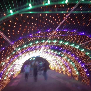 Light tunnel