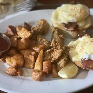 Fried Oyster Benedict