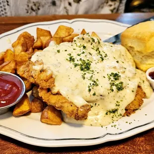 Chicken &amp; Biscuits