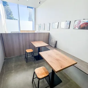 Beautiful light in the seating area, come sit and enjoy their drinks