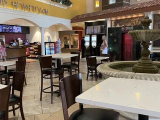 B&B Theatres - Overland Park 16