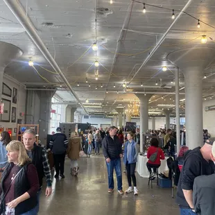 Saturday, 16 Dec. 2023 at the Holiday Market in the Screw Factory