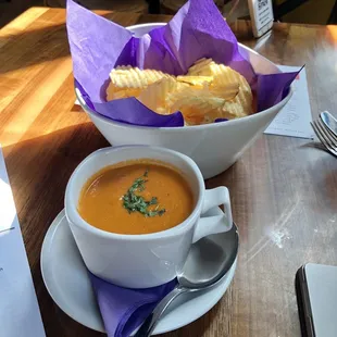 Tomato soup and chips