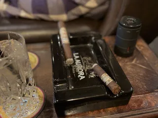 Safari Cigars and Lounge