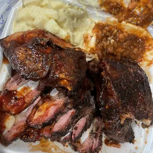 ribs and mashed potatoes