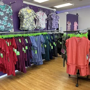 *Build your avatar* The colors, the styles, the prints, the size selection of these Healing Hands!! *chefs kiss*