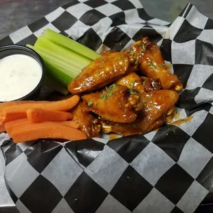Hot wings mmhmm house spicy bbq