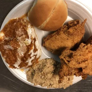 food, chicken wings and fried chicken