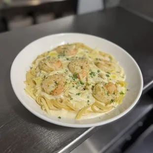 Fettuccine Alfredo with Shrimp