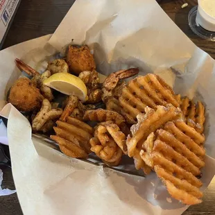 Scully's Sports Bar & Grill