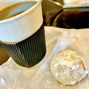 Coffee &amp; Italian Wedding Cookie