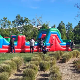 Amazing service and easy on me to schedule. Thank you SCV Bounce!