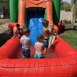 My 2.5 year old loved this setup!