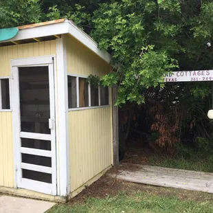 Fish Cleaning shack